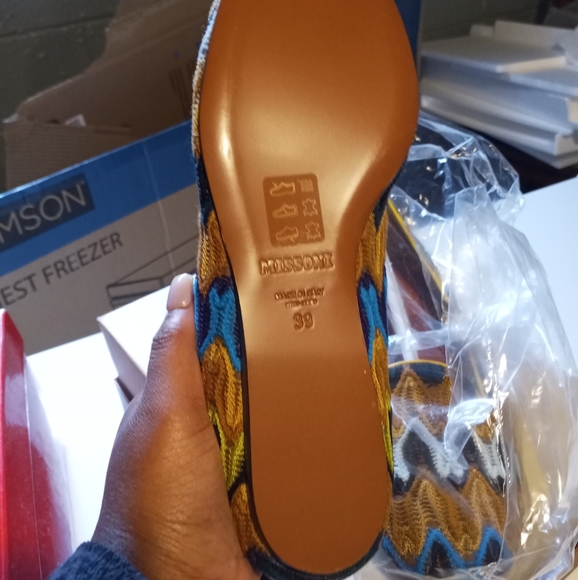 African Print Shoes - Picture 2 of 2